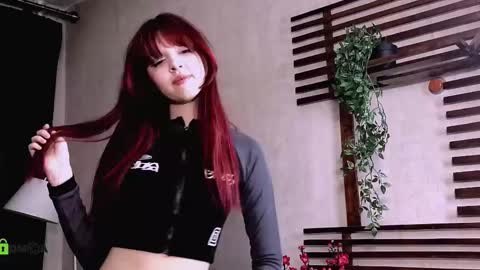 Snapshot of _lucystars chatting on November 18, 2025, 2:54 pm _lucystars online show from November 18, 2025, 2:54 pm