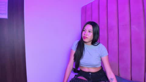 Snapshot of _luna_candy chatting on February 19, 2026, 8:27 pm _luna_candy online show from February 19, 2026, 8:27 pm