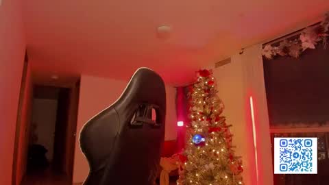 _lunaa__ online show from December 7, 2024, 3:04 am