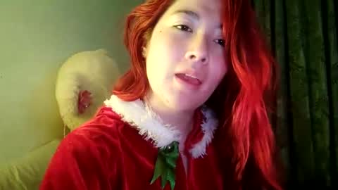 _lunaa__ online show from December 31, 2024, 4:16 am