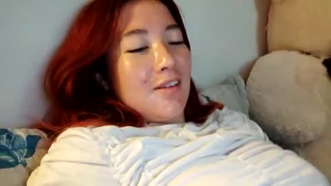 _lunaa__ online show from February 28, 2025, 5:15 am