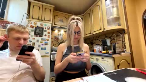 _magic_kis online show from April 7, 2026, 7:09 am