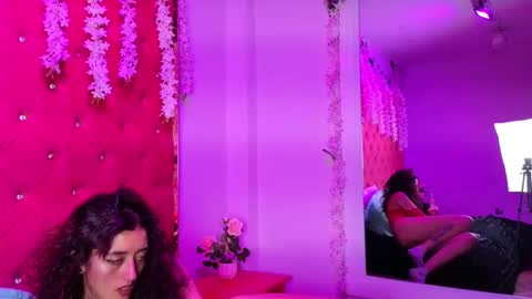 Snapshot of _maleja_19_ chatting on February 28, 2026, 4:24 am maleja online show from February 28, 2026, 4:24 am