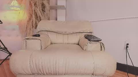 Snapshot of _malikaa_ chatting on June 8, 2026, 1:11 pm malka online show from June 8, 2026, 1:11 pm