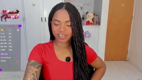 MARCELA online show from February 18, 2026, 7:43 pm