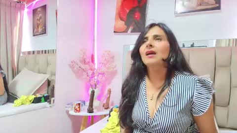 Snapshot of _marcela__ chatting on May 11, 2026, 2:45 pm _marcela__ online show from May 11, 2026, 2:45 pm
