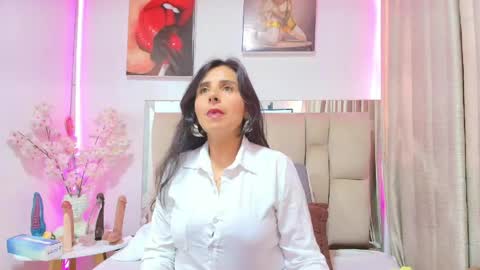 Snapshot of _marcela__ chatting on May 15, 2026, 12:12 pm _marcela__ online show from May 15, 2026, 12:12 pm