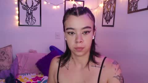 Snapshot of _marcela_wi chatting on February 6, 2025, 12:43 am Marce online show from February 6, 2025, 12:43 am