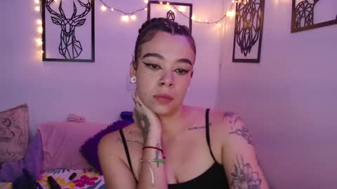 Snapshot of _marcela_wi chatting on February 7, 2025, 1:25 am Marce online show from February 7, 2025, 1:25 am