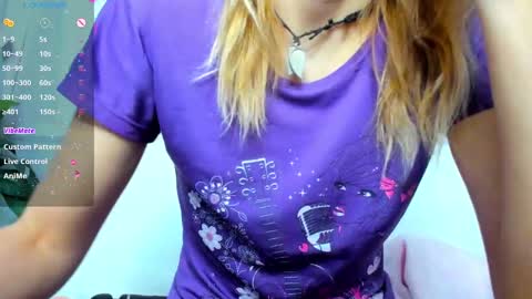 Scarlett online show from February 2, 2025, 8:13 am