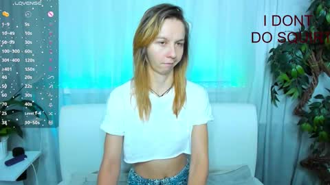 Scarlett online show from October 25, 2025, 8:55 am