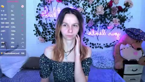 Scarlett online show from December 4, 2025, 1:20 pm