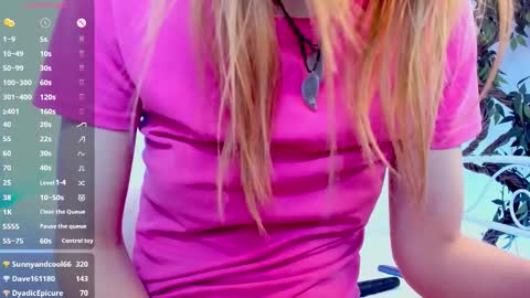 Scarlett online show from February 20, 2026, 4:53 am