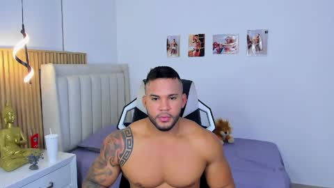 _matthew_santos_ online show from April 1, 2026, 1:39 am