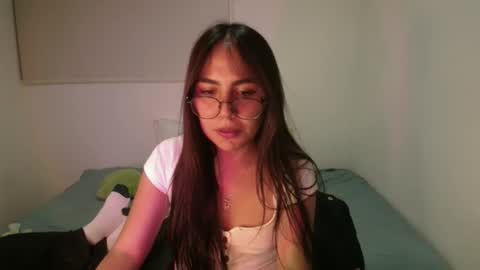 Snapshot of _maxxx1_ chatting on April 10, 2026, 2:17 am max and abby online show from April 10, 2026, 2:17 am