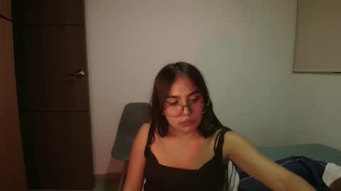 Snapshot of _maxxx1_ chatting on April 29, 2026, 12:37 am max and abby online show from April 29, 2026, 12:37 am