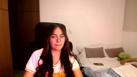 Snapshot of _maxxx1_ chatting on June 17, 2026, 11:16 pm max and abby online show from June 17, 2026, 11:16 pm