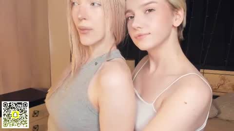 Snapshot of _medal_of_horny_ chatting on June 24, 2026, 6:34 am Elva and Kate online show from June 24, 2026, 6:34 am