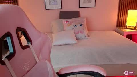 Snapshot of _meliblue chatting on November 9, 2025, 7:12 pm Meli online show from November 9, 2025, 7:12 pm