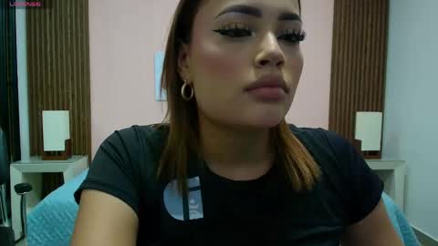 Snapshot of _meliblue chatting on April 22, 2026, 7:15 pm Meli online show from April 22, 2026, 7:15 pm
