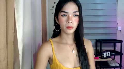 Melly online show from May 12, 2026, 10:12 am