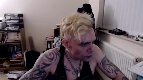 Snapshot of _mercy_me_ chatting on March 21, 2026, 2:49 am _mercy_me_ online show from March 21, 2026, 2:49 am