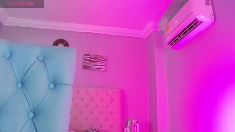 Paula online show from February 25, 2026, 11:20 am