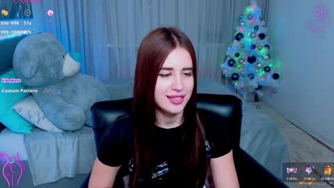 Snapshot of _mila__aa chatting on January 15, 2025, 2:27 am Milana online show from January 15, 2025, 2:27 am