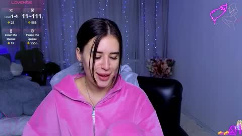 Snapshot of _mila__aa chatting on October 2, 2025, 8:05 pm Milana online show from October 2, 2025, 8:05 pm