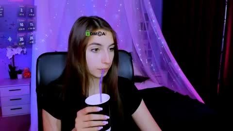 Snapshot of _mila_fire chatting on May 12, 2026, 8:55 am your Mila online show from May 12, 2026, 8:55 am