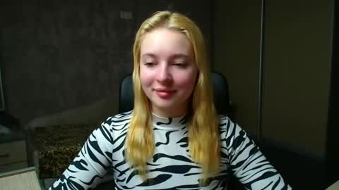 Melanie online show from December 16, 2025, 6:40 am