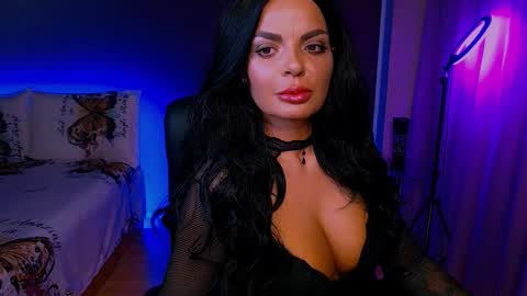 Milani online show from November 25, 2025, 6:30 pm