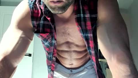 _miles19 online show from December 4, 2025, 1:48 am