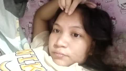 Snapshot of _milkytitsmomxx_ chatting on March 4, 2025, 6:04 am _milkytitsmomxx_ online show from March 4, 2025, 6:04 am