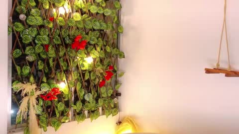 Snapshot of _miss_karoline chatting on March 12, 2025, 8:08 am karoline uwu online show from March 12, 2025, 8:08 am