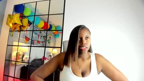 Snapshot of _miss_khaleesi_ chatting on July 7, 2026, 11:47 am _miss_khaleesi_ online show from July 7, 2026, 11:47 am