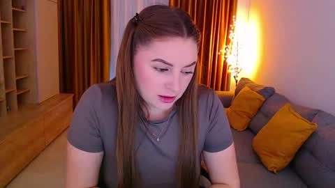 Snapshot of _miss_mia chatting on April 23, 2026, 7:30 am Mia online show from April 23, 2026, 7:30 am