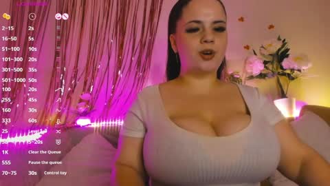Snapshot of _miss_mila_ chatting on May 25, 2026, 6:25 pm Mila online show from May 25, 2026, 6:25 pm