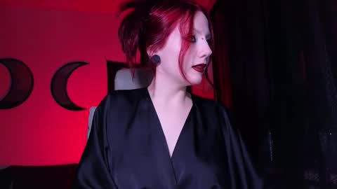 Miss Eva. if anyone in NYK to fuck here is sissy sn -  online show from October 29, 2025, 9:38 pm