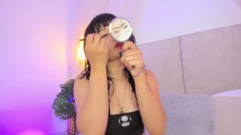 Snapshot of _misty_bl0od chatting on July 17, 2026, 3:24 am _misty_bl0od online show from July 17, 2026, 3:24 am