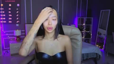  MIURA  online show from April 7, 2026, 1:06 am