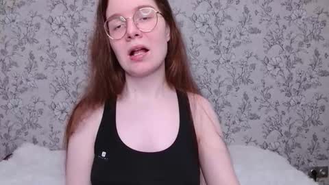  mizuka  online show from November 9, 2025, 6:06 pm