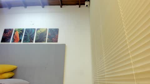 _molly_rosse_ online show from January 8, 2026, 12:07 pm