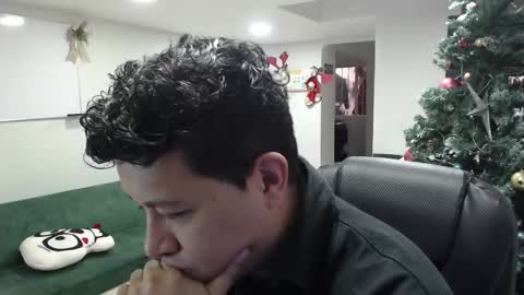 Snapshot of _mr_panda_ chatting on January 6, 2026, 9:39 pm Panda online show from January 6, 2026, 9:39 pm