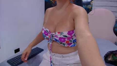 Snapshot of _mystic_luna chatting on April 28, 2026, 3:00 am Luna online show from April 28, 2026, 3:00 am