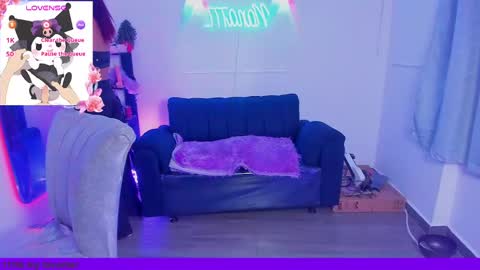 Nana  online show from September 14, 2025, 3:49 am