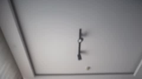 Nefertiti online show from December 18, 2025, 12:22 pm