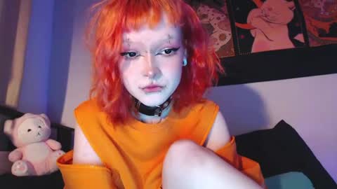Nicole online show from May 26, 2026, 12:17 am