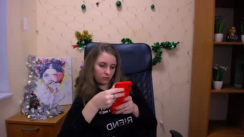 Snapshot of _nicole_new chatting on December 17, 2024, 4:21 pm Nica online show from December 17, 2024, 4:21 pm