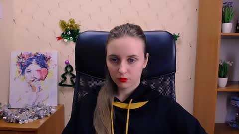 Snapshot of _nicole_new chatting on January 7, 2025, 3:54 pm Nica online show from January 7, 2025, 3:54 pm